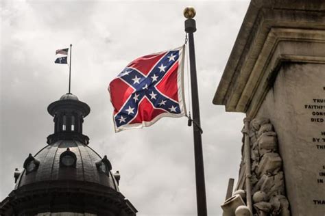 South Carolina Votes To Remove Confederate Flag