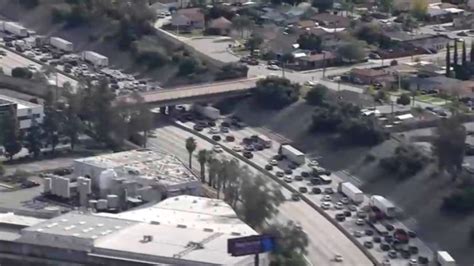 Big Rig Crash Closes Lanes On 210 Freeway In Azusa Nbc Los Angeles