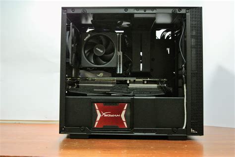 UNIKO NZXT 潮牌 H200i 迷你智慧ITX機殼 輕開箱 UNIKO s Hardware