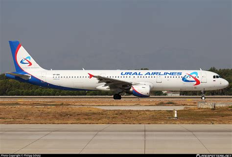 VP BIH Ural Airlines Airbus A321 211 Photo by Philipp Schütz ID