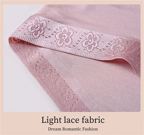 Hot Selling Erotic Pure Bra Girls Wearing Silk Panties Ice Silk Lace Panty Silk Panties For