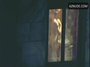 LEO UND CLAIRE NUDE SCENES AZNude