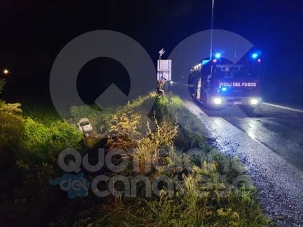 RIVAROLO Incidente stradale auto giù nella scarpata sulla