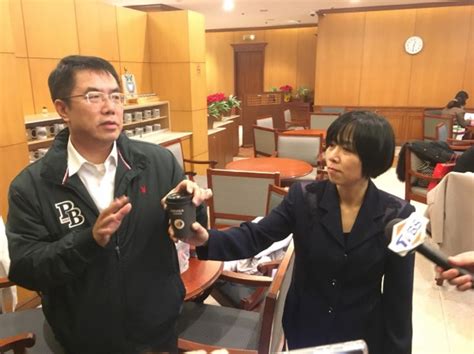 黃智賢駁兄a咖啡現身力挺 黃偉哲甘心、要她別談政治 政治 自由時報電子報