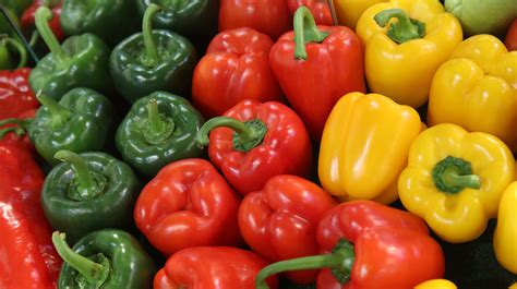 What S The Difference Between Green Yellow And Red Bell Peppers