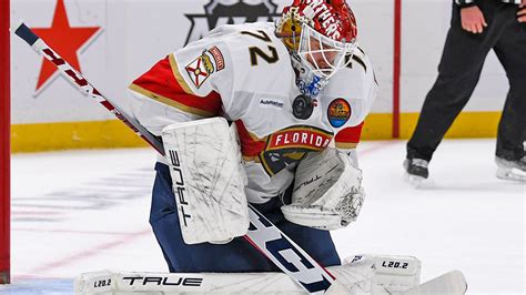 Florida Panthers Sergei Bobrovsky Leaves Game Vs Montreal Canadiens