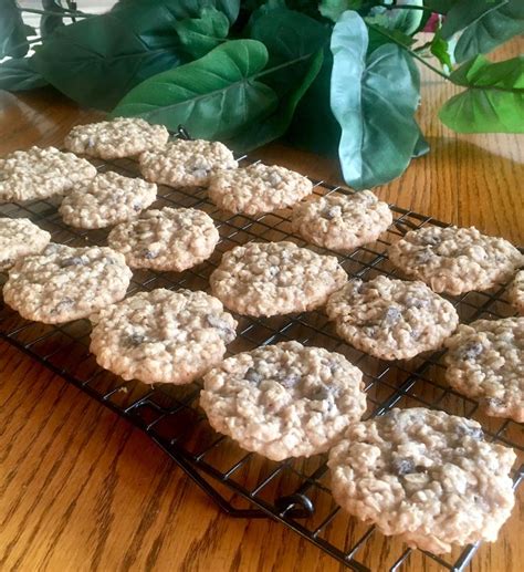 Vanishing Oatmeal Raisin Cookies Recipe