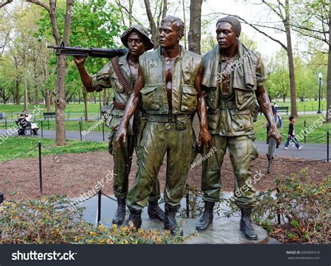 1,096 Three Soldiers Statue Images, Stock Photos & Vectors | Shutterstock