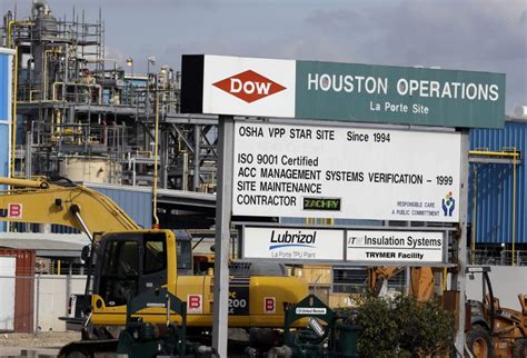 La Porte Evacuation Notice Lifted As Dow Chemical Plant Leak Continues Houston Public Media