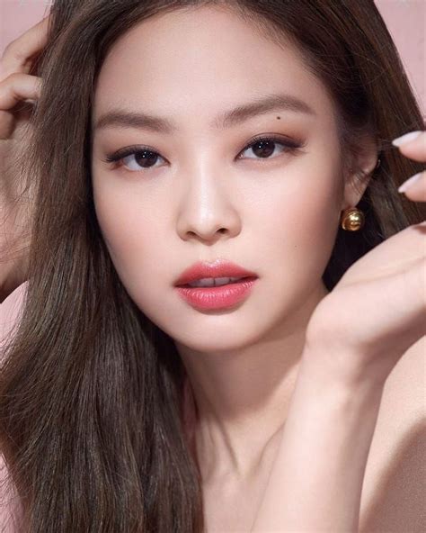 Jennie Kim Pe Instagram „queen😘😘😘 Jennie Blackpink Jenniekim” Everyday Makeup Blackpink