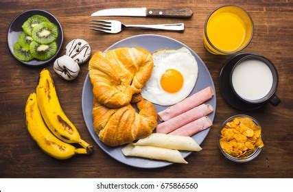 32 792 imágenes de Desayuno balanceado Imágenes fotos y vectores de