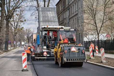 Ulice Strażacka Franciszkańska Rewolucji 1905 r i inne do remontu