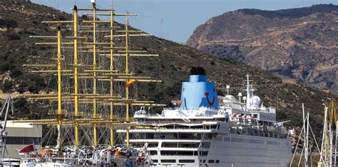 El Puerto De Cartagena Crece Un En Cruceristas