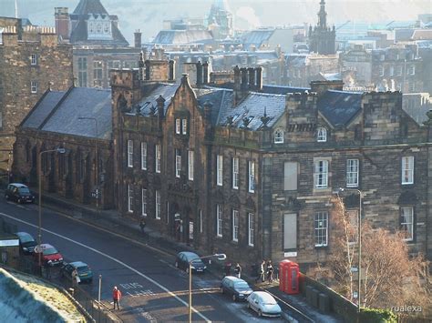 "Castle Rock Hostel, Edinburgh" by rualexa | Redbubble