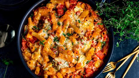 Leftover Turkey And Ham Pasta Bake The Best Leftover Turkey Recipe Youtube