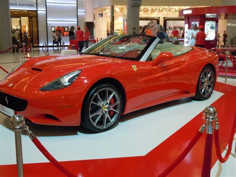 45LOVERS: ferrari dubai