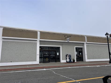 NB Liquor, cannabis corporate stores re-open to debit and credit - CHCO