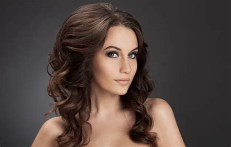 Обои model face brunette look на телефон и рабочий стол раздел стиль разрешение x