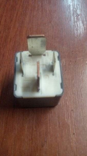 Купить Реле 90987-02025, Toyota 9098702025 в Иркутске по цене: 300 ...