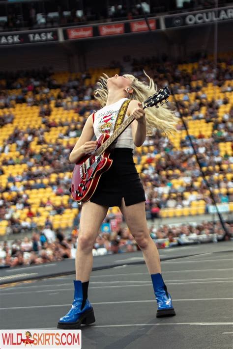 Maisie Peters Maisiehpeters Updatesmaisie Nude Instagram Leaked Photo 134