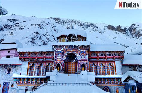 Fresh Snowfall In Badrinath Kedarnath