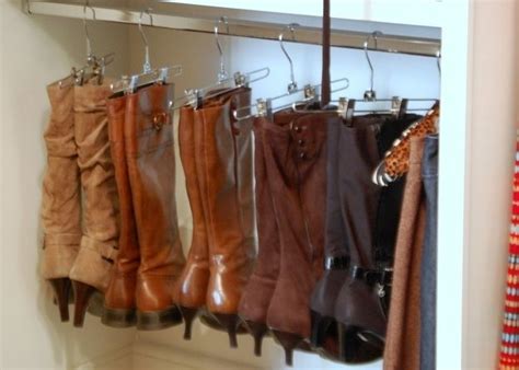 Organize Your Boots Using Clothing Hangers Alldaychic