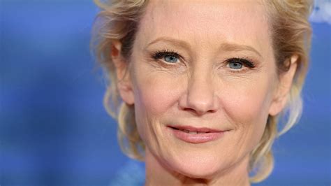 Anne Heche In Critical Condition After Car Crashes 30ft Into Home And