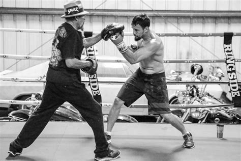 Photos Robert Guerrero Getting In Top Form For Figueroa War Boxing News