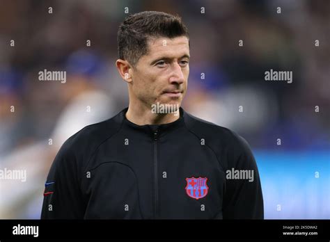 Milán Italia 4th de octubre de 2022 Robert Lewandowski del FC