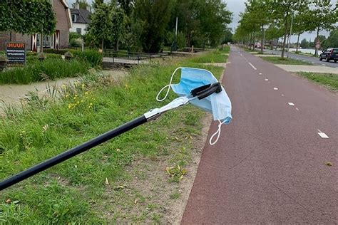 Gemeente Gooi Mondkapjes En Handschoenen Bij Het Restafval