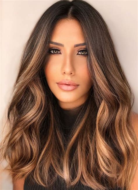 32 Beautiful Golden Brown Hair Color Ideas Golden Brown Face Frames