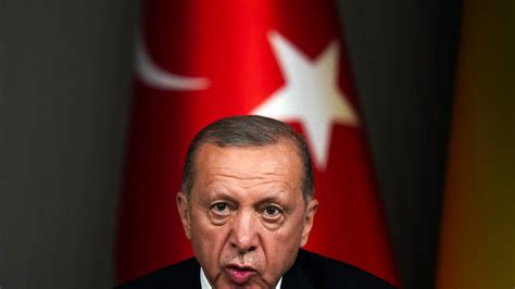 L ultimo ricatto di Erdogan Diremo sì alla Svezia nella Nato se la