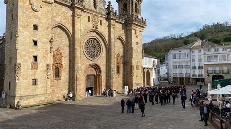 Procesión del Santo Entierro Semana Santa Mondoñedo 2023 YouTube