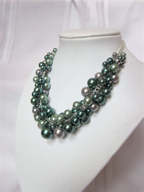 Pearl Cluster Necklace In Shades Of Green And Silver Chunky Choker