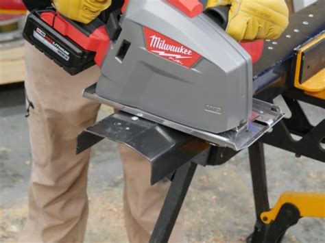 Milwaukee M18 Metal Saw - Tools In Action - Power Tool Reviews