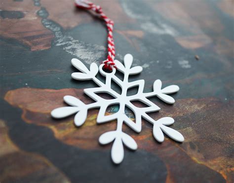 Star Snowflake Christmas Ornament - Holiday Stocking Stuffer Gift - Tr ...