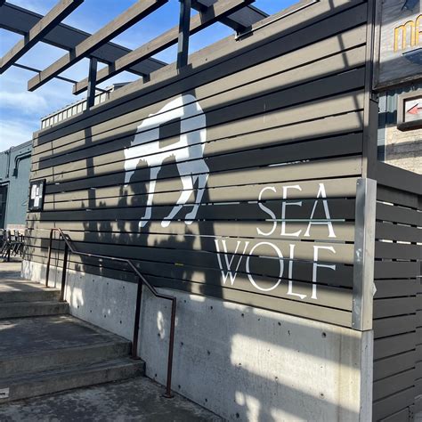 Starbucks Suddenly Closed Its Fancy ‘Reserve’ in Seattle | Eater Seattle