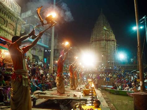 Varanasi Cremation Ghats - 8 Important Things You Need To Know!