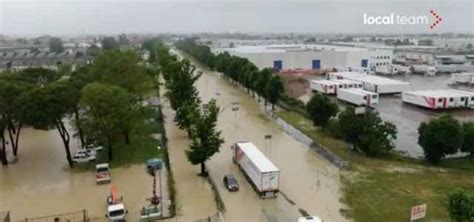 Scuole Chiuse Domani Maggio In Emilia Romagna Allerta Meteo Rimini