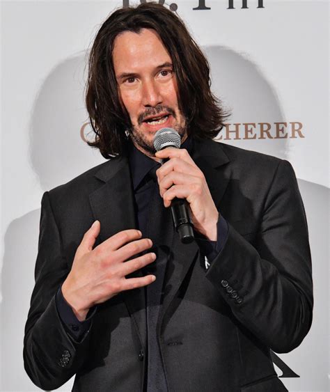 Keanu Reeves revela a tocante razão por voltar a John Wick 10 anos