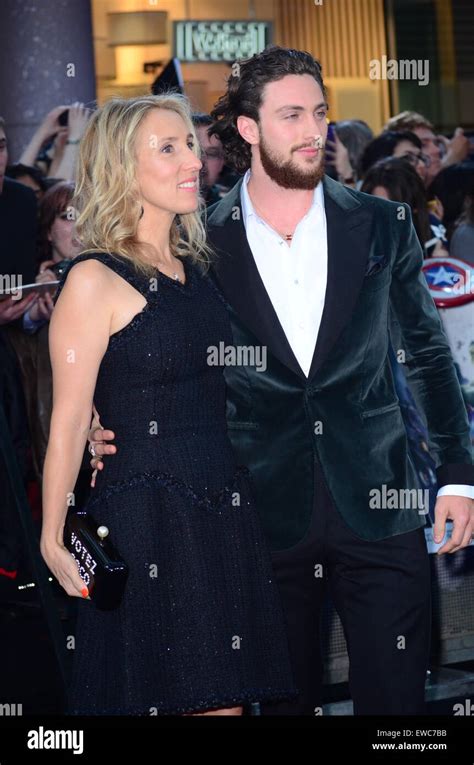 Sam Taylor Johnson Aaron Taylor Johnson Avengers Banque De