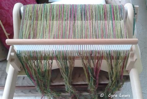 Free Form Stitching: Warping a Rigid Heddle Loom - Tutorial