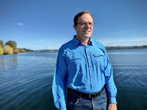 Pure Watercraft founder resurfaces with Seattle startup focused on