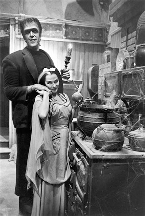 Pin By Barb Blash On The Munsters The Munsters Munsters Tv Show Classic Horror Movies