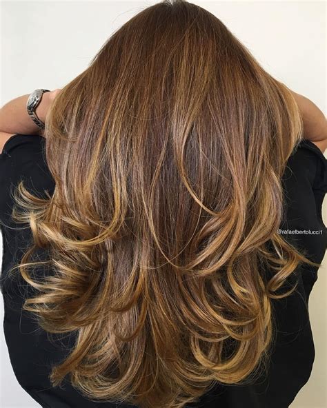 20 Golden Brown Hair Color Ideas All Brunettes Need To See Golden Brown Hair Color Golden