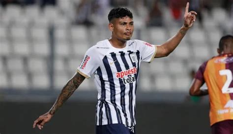 Alianza Lima Hinchas De Alianza Piden Salida De Jeriel De Santis Tras