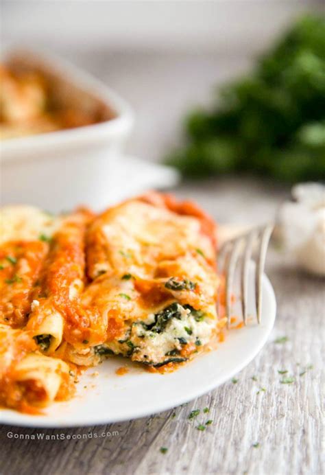 Authentic Cannelloni Easy Homemade Sauce And Rich Filling