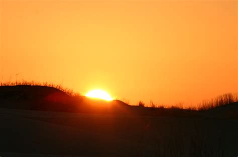 File:Sanddunes Sunrise.jpg - Wikipedia