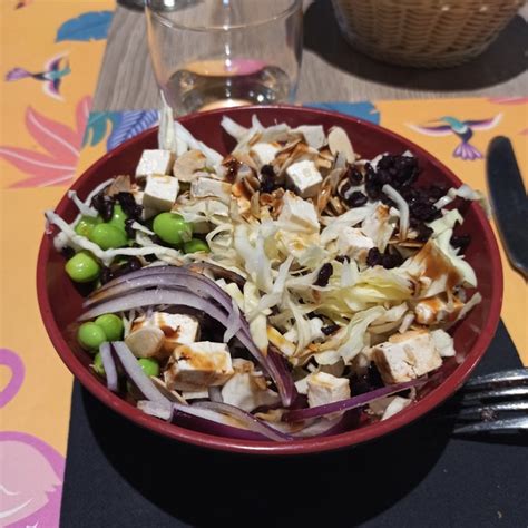 Loco Poke Modena Bowl Con Tofu Cavolo Edamame Cipolla Mndorle E