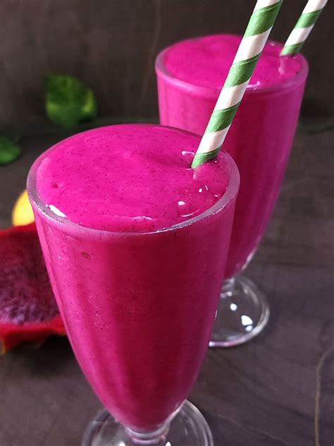 Dragon Fruit Smoothie Recipe | Pitaya Smoothie - Cook with Kushi